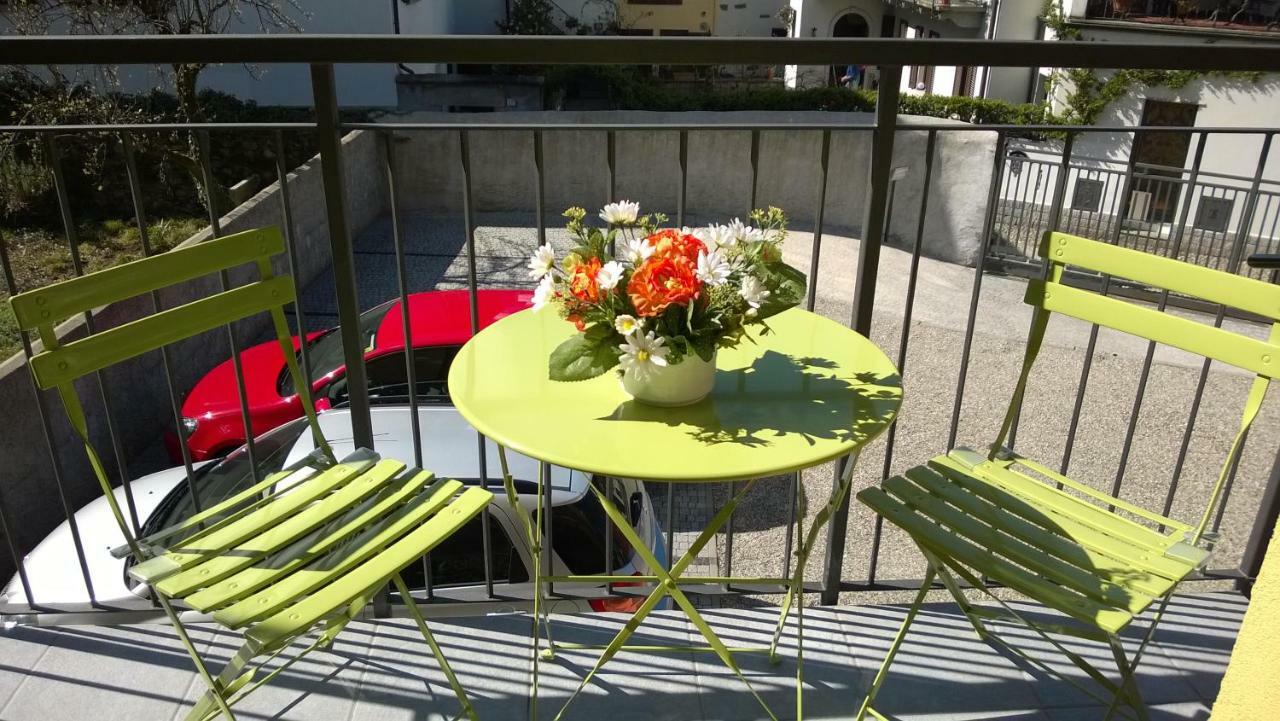 Red Apartment - Residenza Silvana Verbania Bagian luar foto